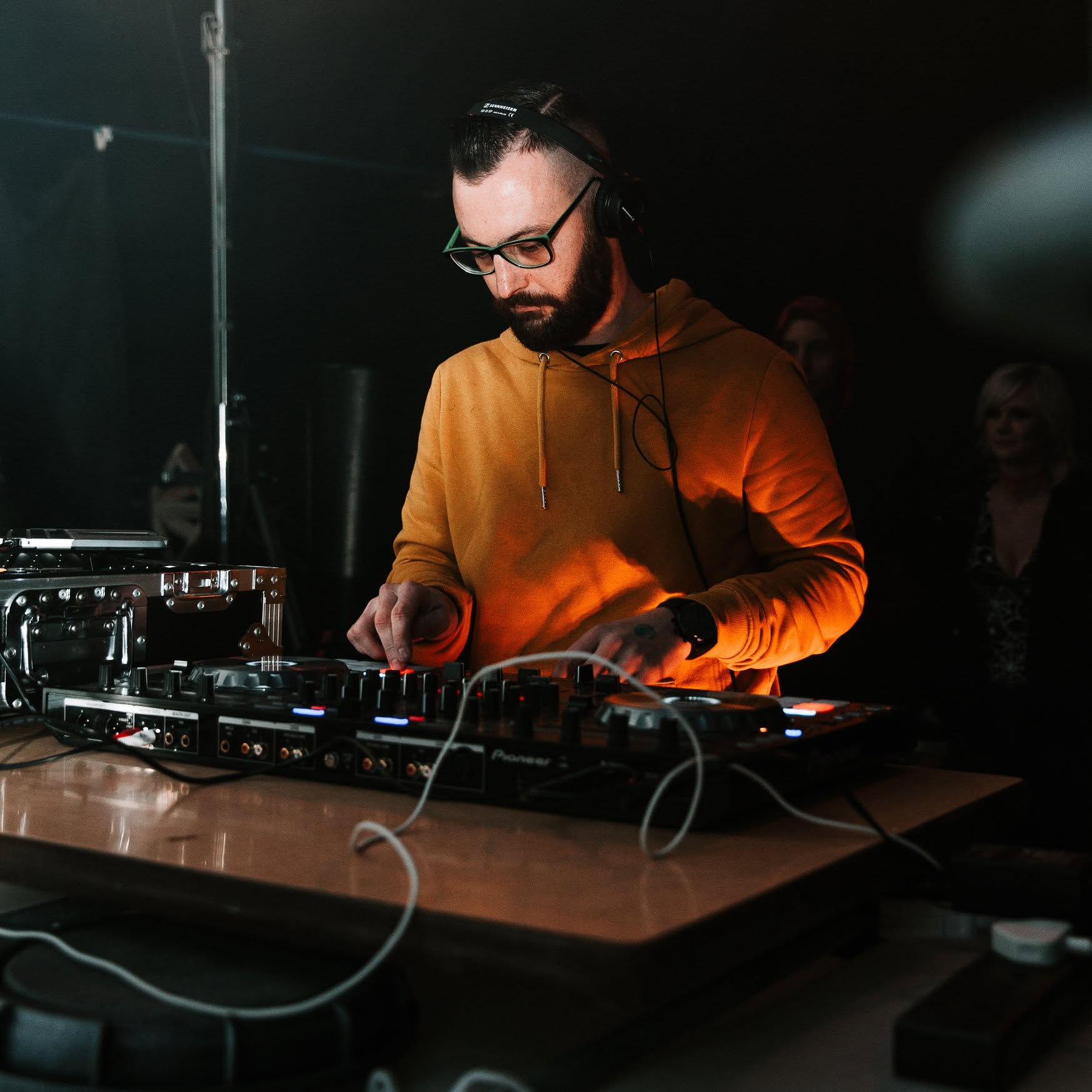 Tom Deacon DJing live